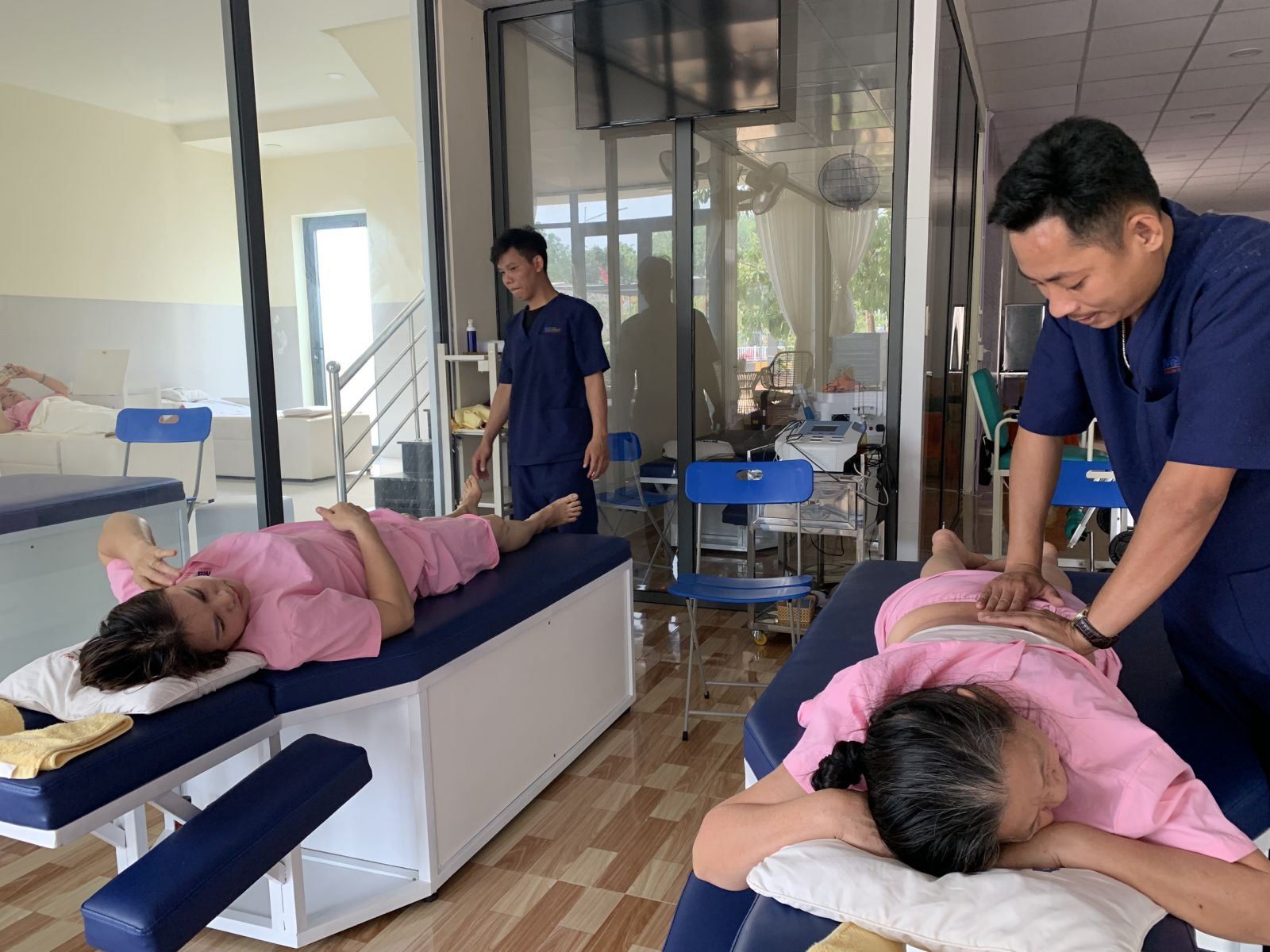 Gai xương - Hoại tử chỏm xương – Trượt, vẹo cột sống