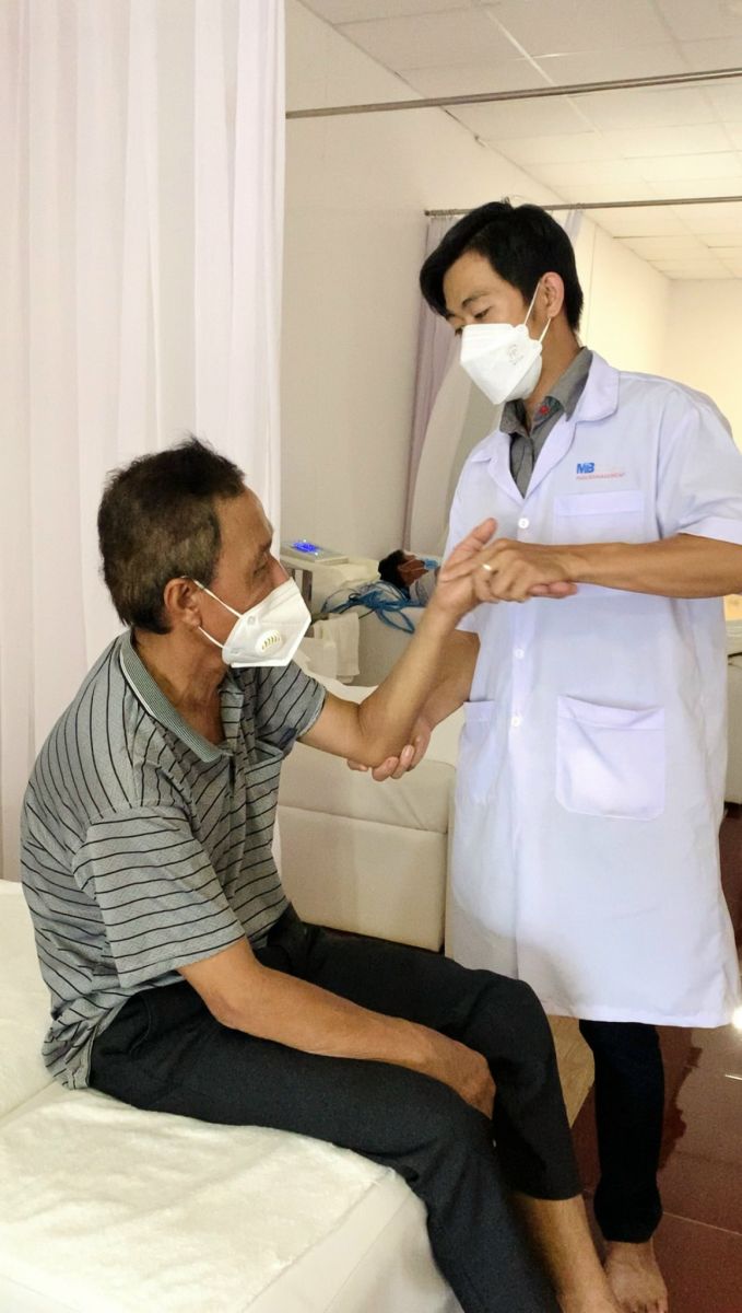 PHỤC HỒI CHỨC NĂNG SAU TAI BIẾN MẠCH MÁU NÃO